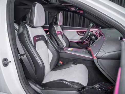 New 2026 Mercedes-Benz E 53 AMG e 4MATIC Sedan image 14