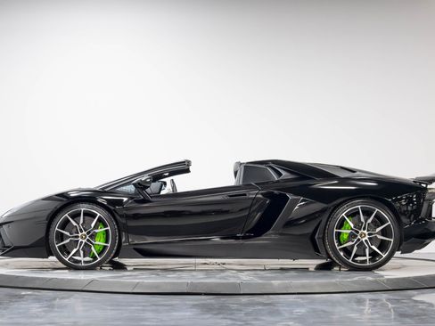 Used 2015 Lamborghini Aventador LP 700-4 AWD/4WD image 30