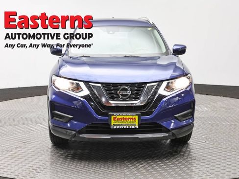 Used 2020 Nissan Rogue SV AWD/4WD image 2