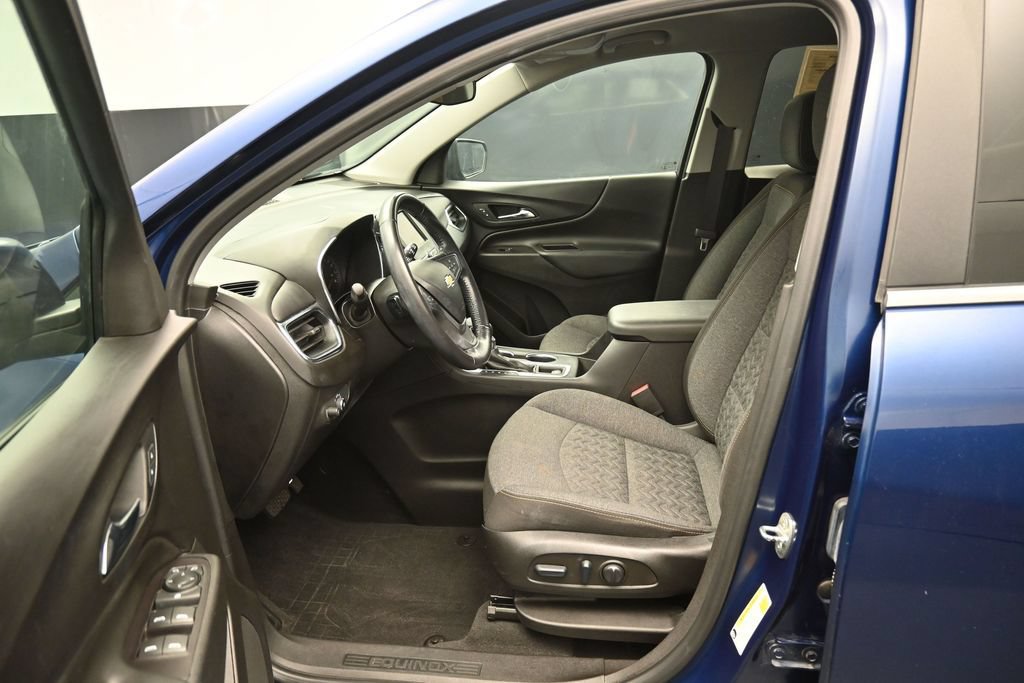 Used 2022 Chevrolet Equinox LT AWD/4WD image 9