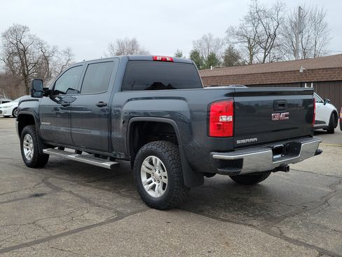 Used 2017 GMC Sierra 1500 4x4 Crew Cab w/ Sierra Convenience Package image 3