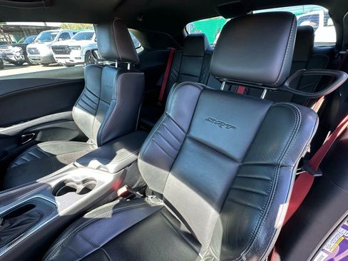 Used 2016 Dodge Challenger SRT Hellcat image 12