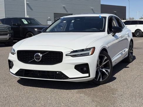 Used 2023 Volvo S60 B5 Plus AWD/4WD image 3