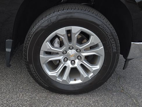 Used 2023 Chevrolet Silverado 1500 LTZ image 6