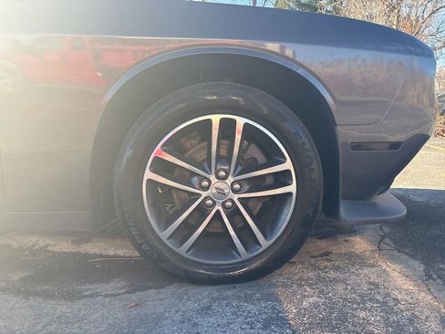 Certified 2019 Dodge Challenger GT w/ Driver Convenience Group image 35