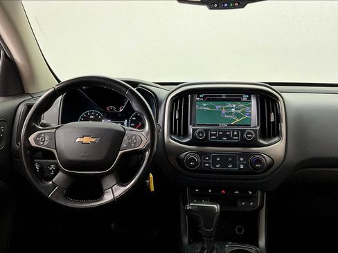 Used 2018 Chevrolet Colorado Z71 w/ Z71 Midnight Edition AWD/4WD image 4