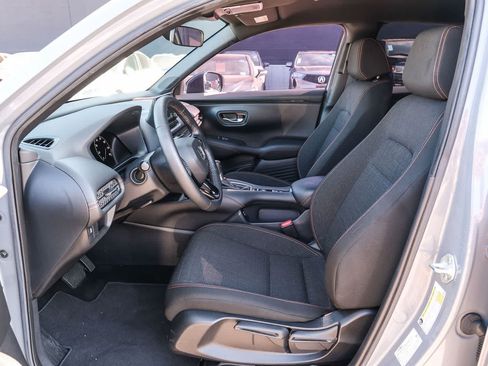 Used 2024 Honda HR-V Sport image 19