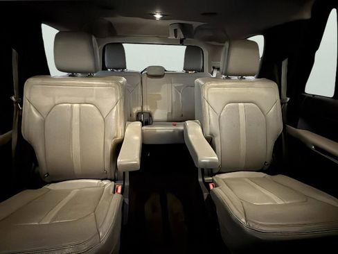 Used 2020 Ford Expedition Limited w/ Equipment Group 301A image 26