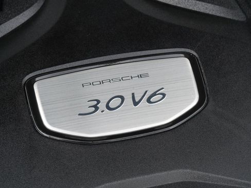Used 2020 Porsche Cayenne AWD/4WD image 79
