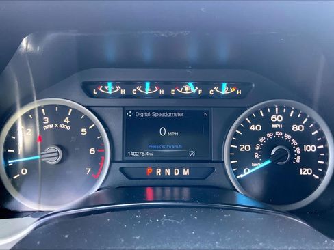 Used 2018 Ford F150 XLT w/ Equipment Group 302A Luxury AWD/4WD image 25