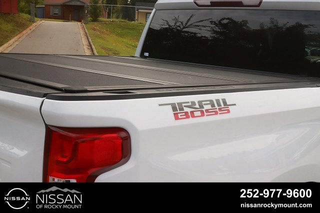 Used 2020 Chevrolet Silverado 1500 LT Trail Boss w/ Bed Protection Package AWD/4WD image 9