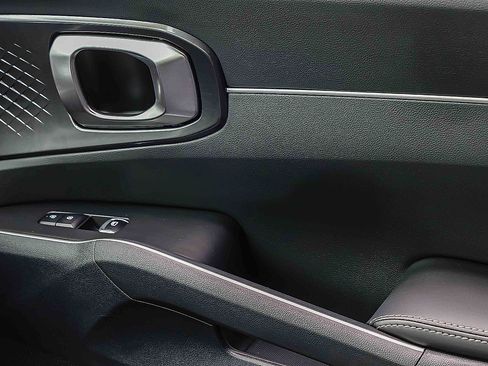 Certified 2026 Kia Sorento S FWD image 16