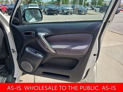 Used 2004 Toyota RAV4 2WD image 31