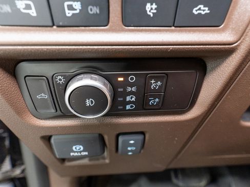 Used 2023 Ford F150 King Ranch w/ Equipment Group 601A High AWD/4WD image 41