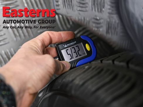 Used 2018 Tesla Model 3 Long Range image 22