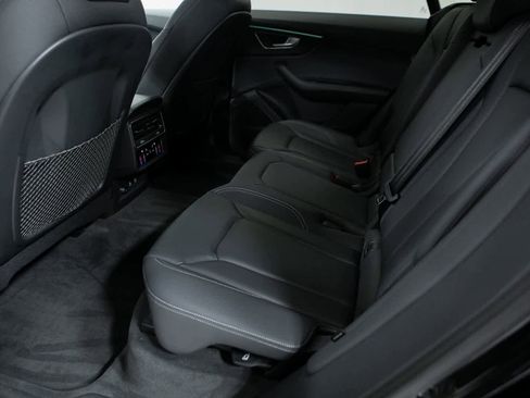 Used 2022 Audi Q8 Premium Plus image 23