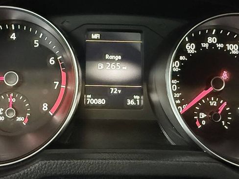 Used 2017 Volkswagen Passat 1.8T SE FWD image 13