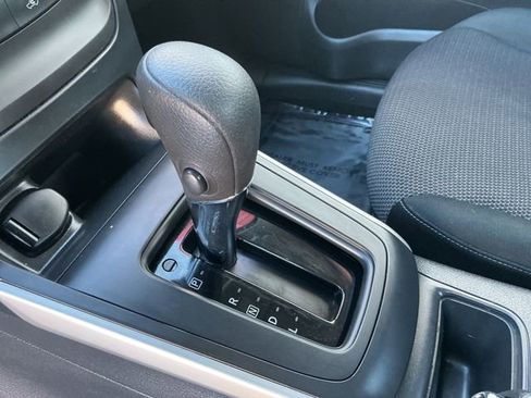 Used 2019 Nissan Sentra S image 30