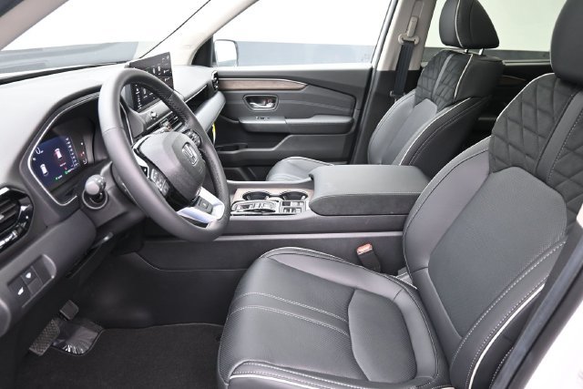 New 2026 Honda Pilot Elite image 17