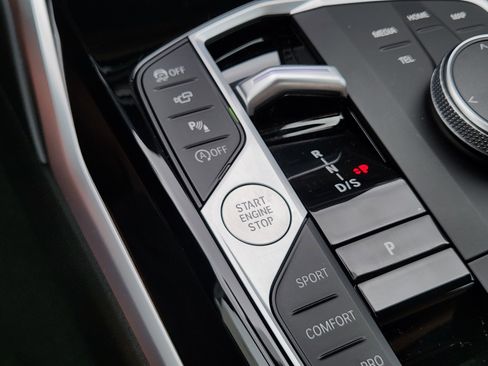 Used 2023 BMW 330i Sedan image 19