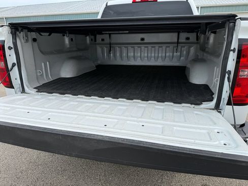 Used 2017 Chevrolet Silverado 1500 LT w/ All Star Edition AWD/4WD image 13