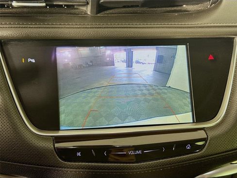 Used 2018 Cadillac XT5 Luxury AWD/4WD image 16