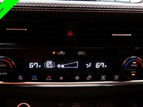 Certified 2023 Nissan Rogue SL w/ SL Premium Package AWD/4WD image 17