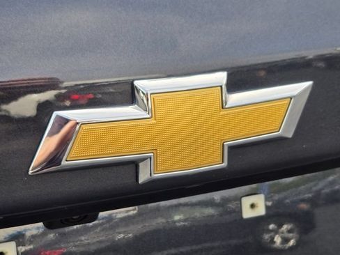 Used 2023 Chevrolet Equinox LT AWD/4WD image 16
