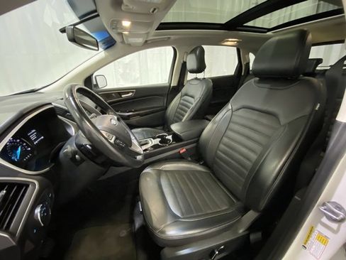 Used 2016 Ford Edge SEL w/ Equipment Group 201A image 9
