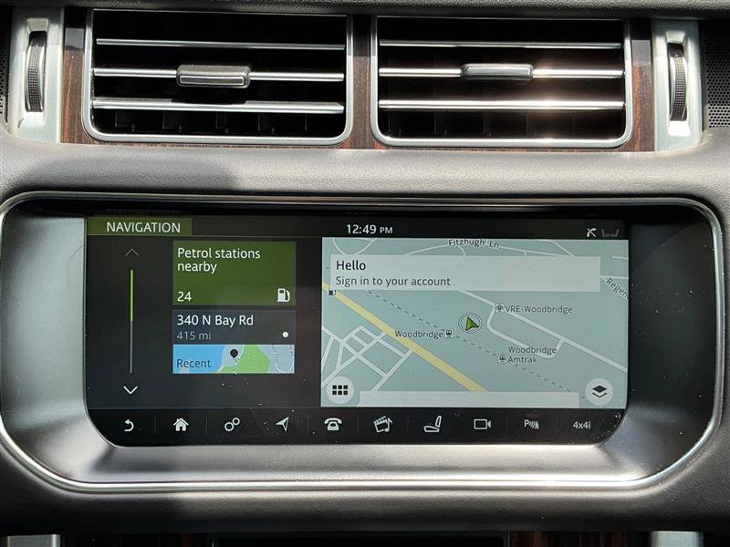 Used 2017 Land Rover Range Rover HSE AWD/4WD image 47