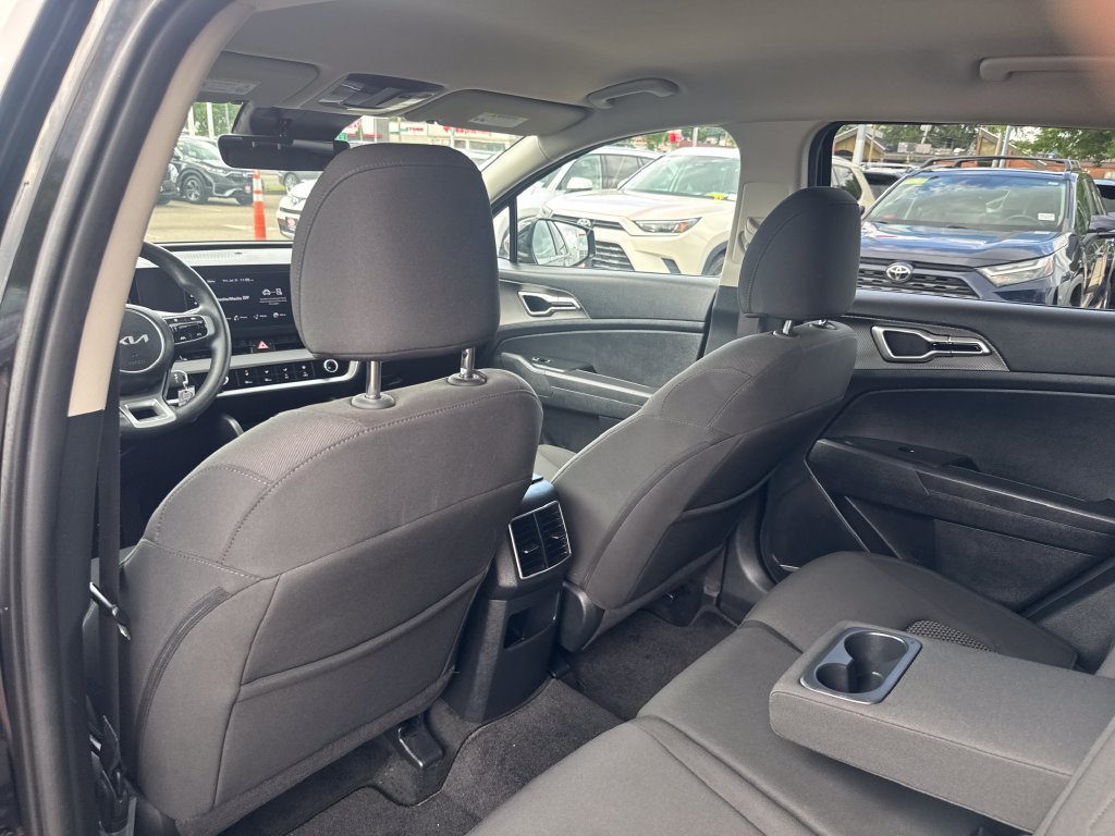 Used 2024 Kia Sportage LX AWD/4WD image 38