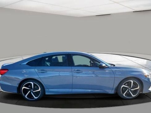 Used 2022 Honda Accord Sport image 6