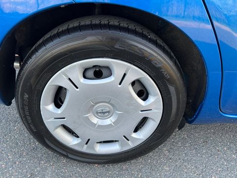 Used 2013 Scion xD FWD image 29