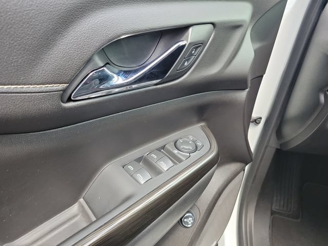 Certified 2023 GMC Acadia SLT FWD image 27