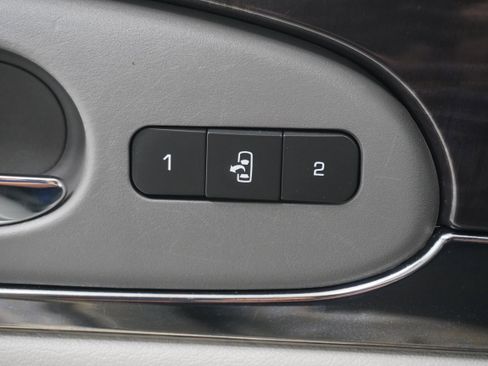 Used 2015 Buick Enclave Leather image 16