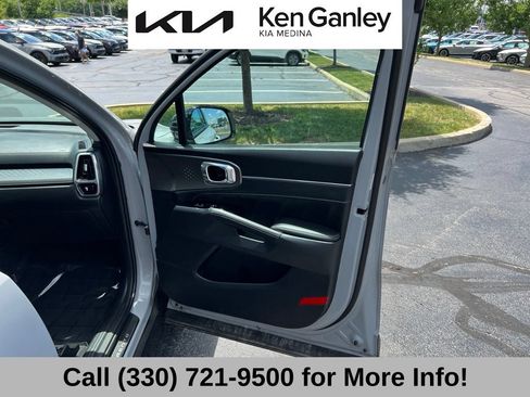 Certified 2023 Kia Sorento SX FWD image 61