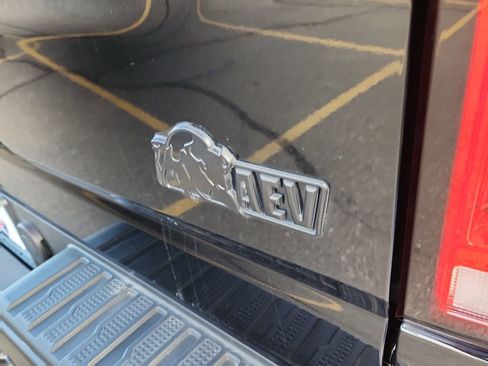 Used 2025 Chevrolet Silverado 2500 ZR2 w/ ZR2 Bison Edition image 14