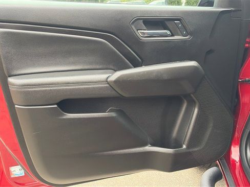 Used 2023 Chevrolet Colorado LT w/ LT Convenience Package II image 18