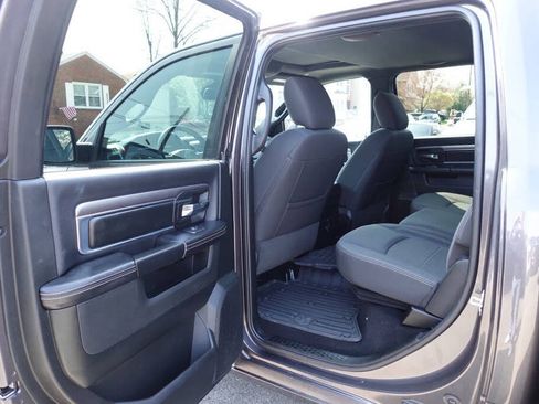 Used 2023 RAM 1500 Warlock AWD/4WD image 20