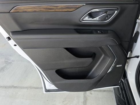 Used 2021 Chevrolet Tahoe Premier AWD/4WD image 50