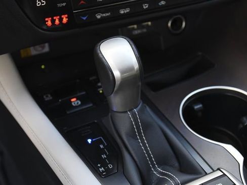 Used 2022 Lexus RX 350 RX 350 w/ Premium Package image 15