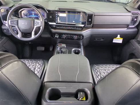 Used 2023 Chevrolet Silverado 1500 RST image 15