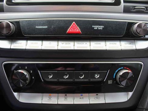 Used 2019 Hyundai Sonata SE image 18