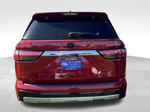 Used 2023 Toyota Sequoia Limited image 4