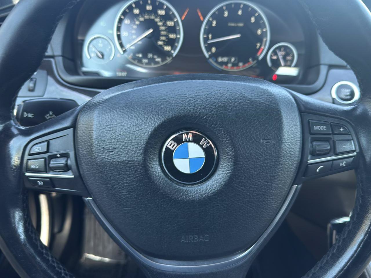 Used 2014 BMW 535i xDrive Sedan AWD/4WD image 30