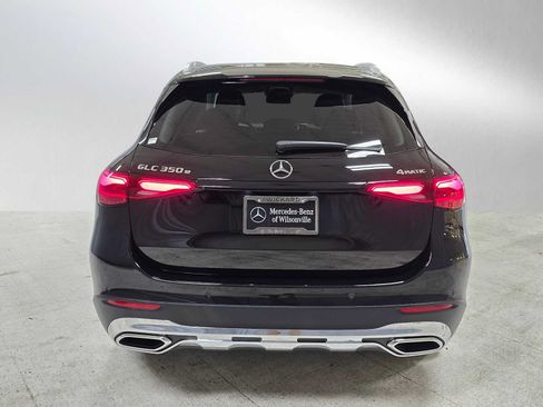 Used 2025 Mercedes-Benz GLC 350e 4MATIC image 4
