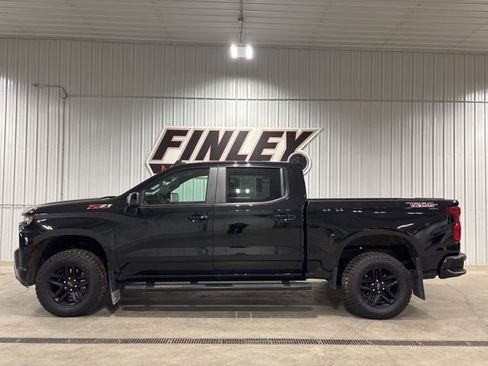 Certified 2022 Chevrolet Silverado 1500 LT Trail Boss w/ Safety Package AWD/4WD image 1