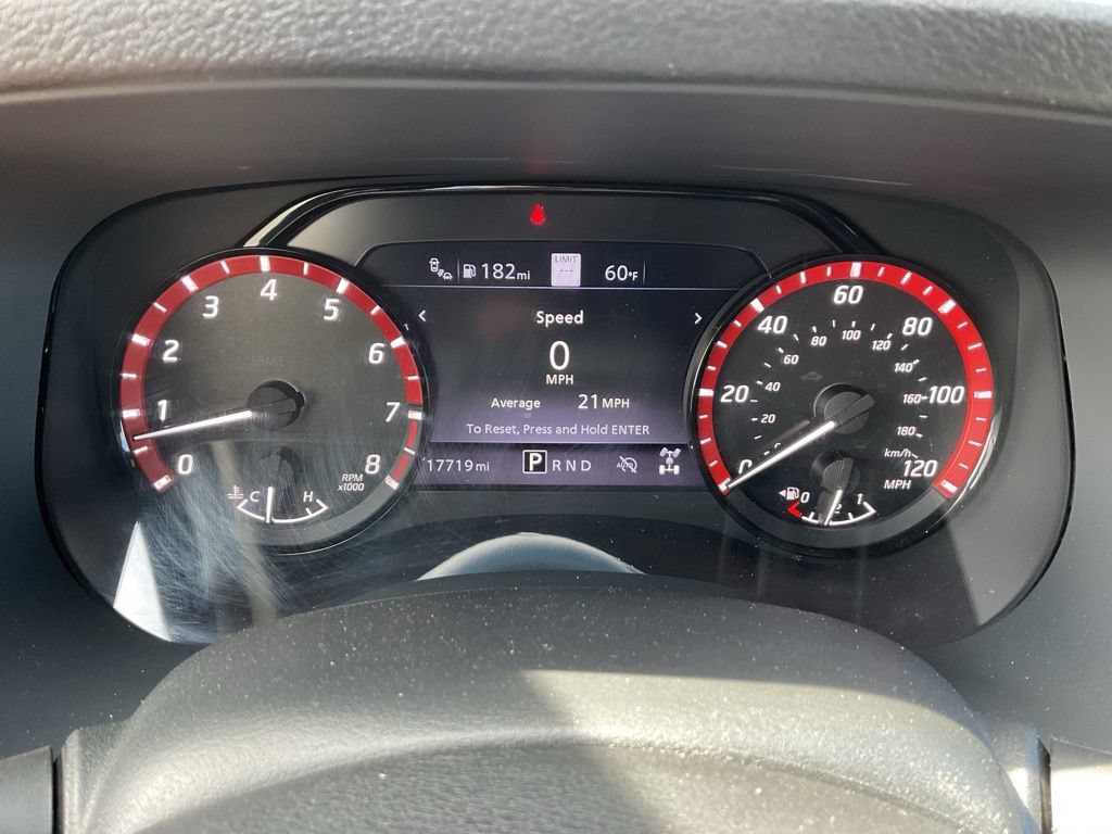 Used 2023 Nissan Frontier PRO-4X w/ Pro-4X Premium Package AWD/4WD image 13