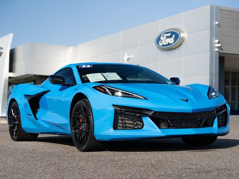 Used 2023 Chevrolet Corvette Z06 image 1