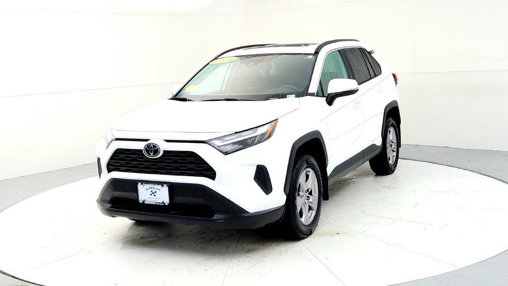 Used 2023 Toyota RAV4 XLE w/ Convenience Package AWD/4WD image 2